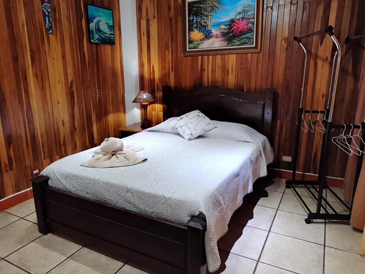 Natural Pacific Suites 마누엘안토니오 외부 사진